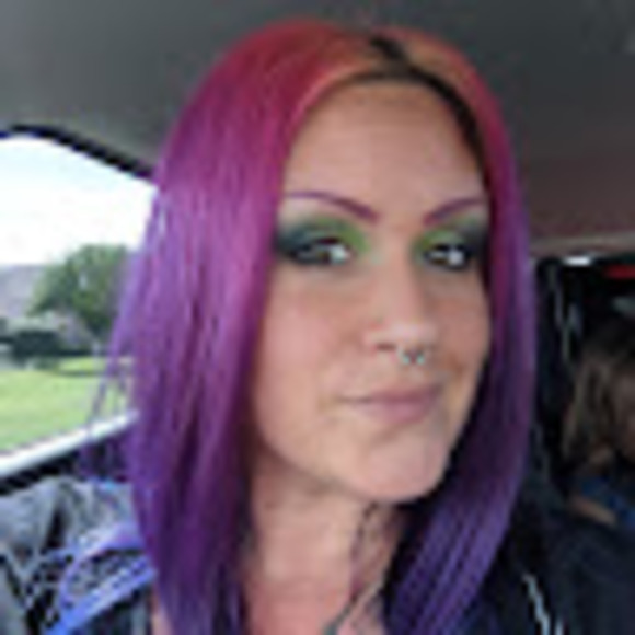 Meet your Posher, Juli - Picture 1 of 1